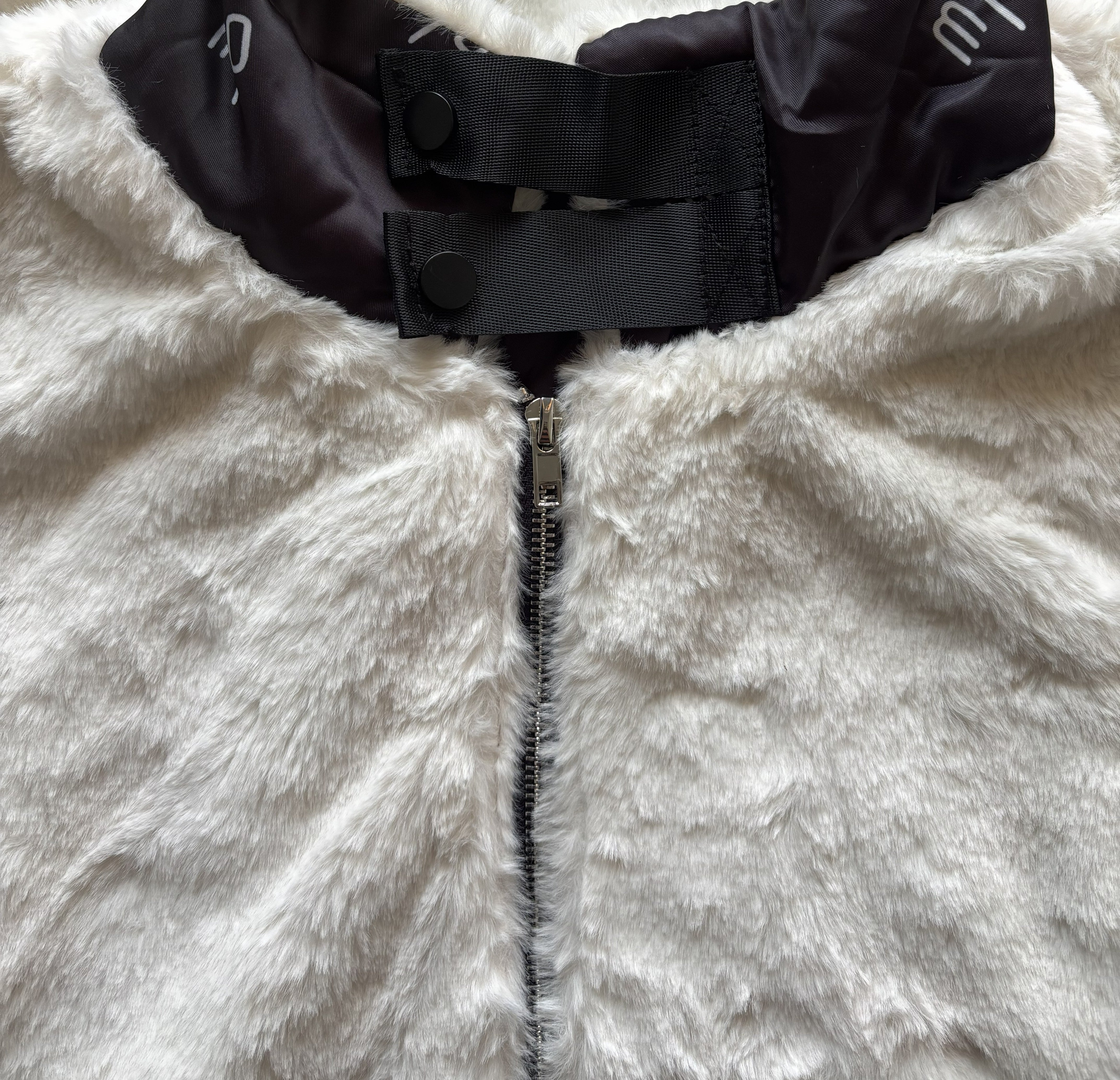 Furry high neck jacket